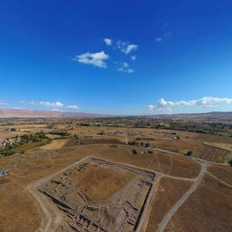 Kültepe Kaniş Anıt Eser