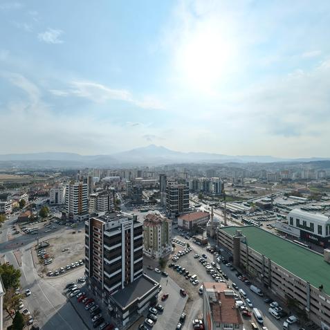 Han Camii ve Kümbeti
