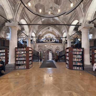 Şehir Kütüphanesi (Meryem Ana Kilisesi) İç